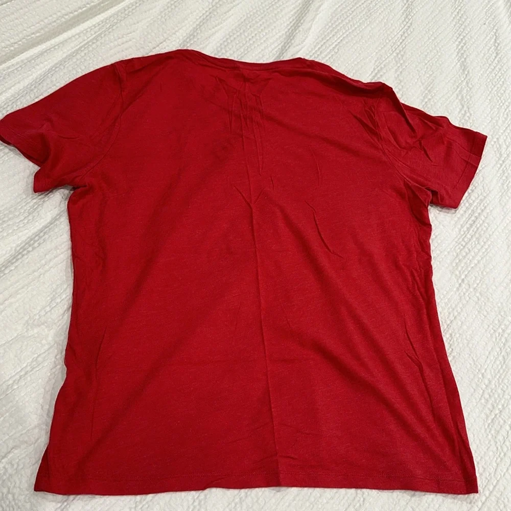 Banana Republic tee
